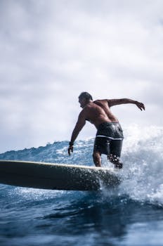  两次广播催促下，他选择站出来；大二中医生用推拿化解危机，家长写信致谢。 健康养生 两次广播催促下，他选择站出来；大二中医生用推拿化解危机，家长写信致谢。 健康养生