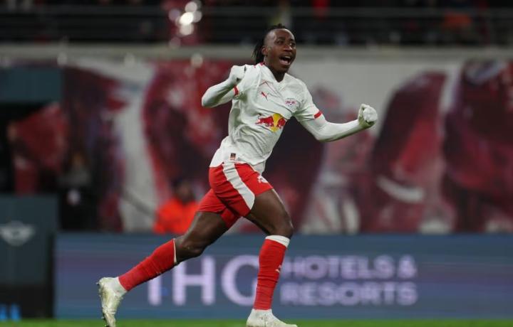  曼联左边锋引援面临挑战；扬·迪奥曼德获数据部门青睐。 体育新闻