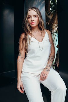  黄金矿企迎来战略重组；赤峰黄金易主紫金系；遗孀全面退出开启新篇。 股票财经