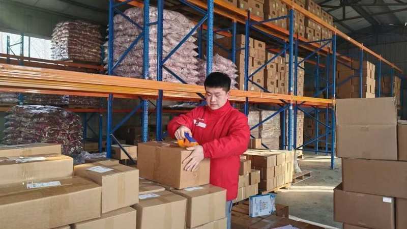  多元业态重构与外卖爆发：餐饮巨头的存量博弈与进化路径 新闻