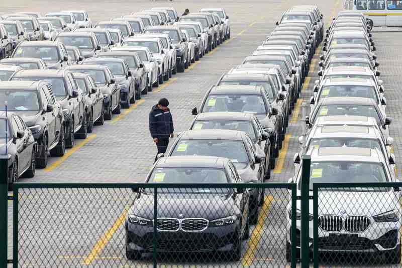  深夜连环爆炸撕裂俄罗斯铁路：两座桥梁轰然倒塌，三名司机生死未卜 新闻 深夜连环爆炸撕裂俄罗斯铁路：两座桥梁轰然倒塌，三名司机生死未卜 新闻